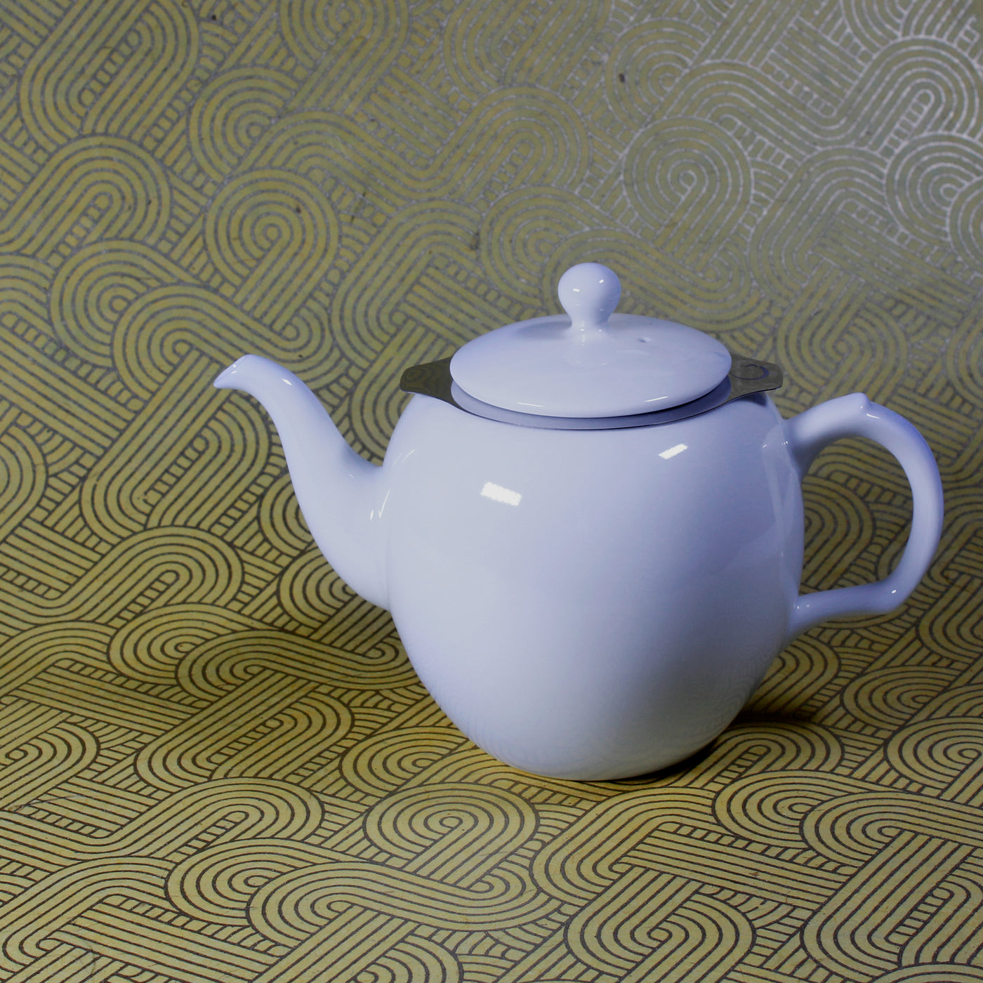 Porcelain Teapot with Stainless Steel Basket Strainer – In Pursuit of Tea